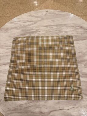 Burberry olive green plaid Logo scarf